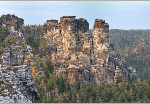 Elbsandsteingebirge im letzten Licht